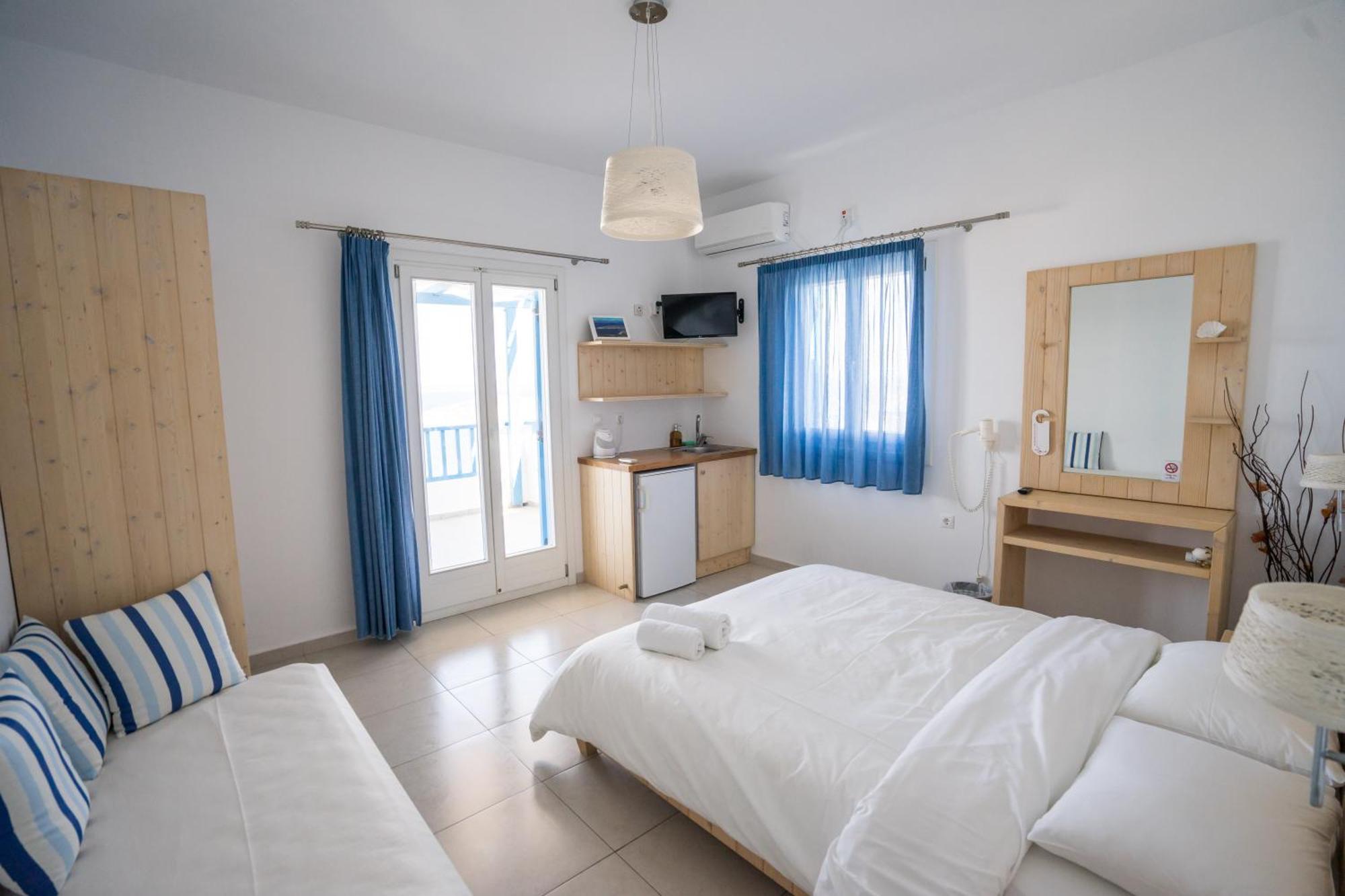 Meltemi Retreat Otel Irakleia  Dış mekan fotoğraf