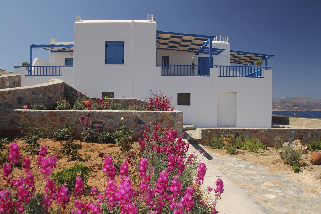 Meltemi Retreat Otel Irakleia  Dış mekan fotoğraf