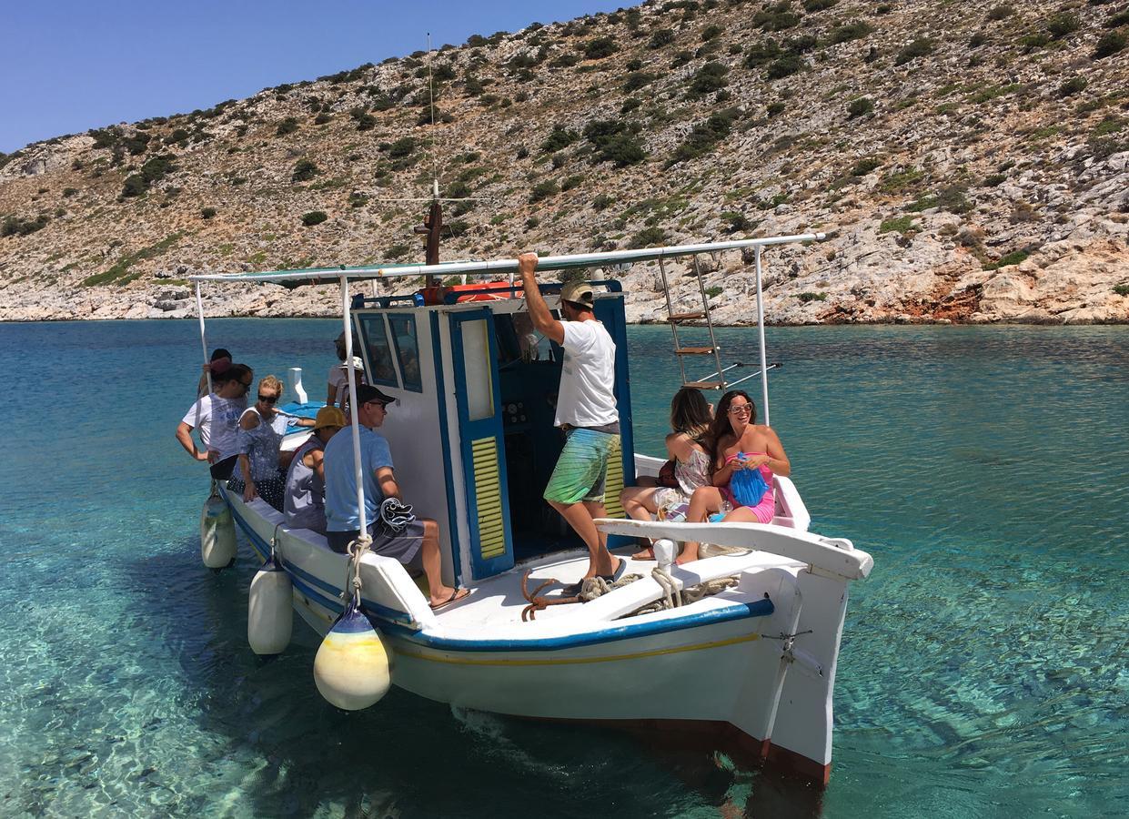 Meltemi Retreat Otel Irakleia  Dış mekan fotoğraf